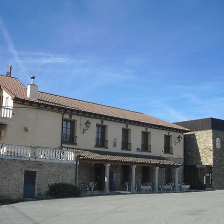 Hotel El Andarrio Buitrago del Lozoya Zewnętrze zdjęcie