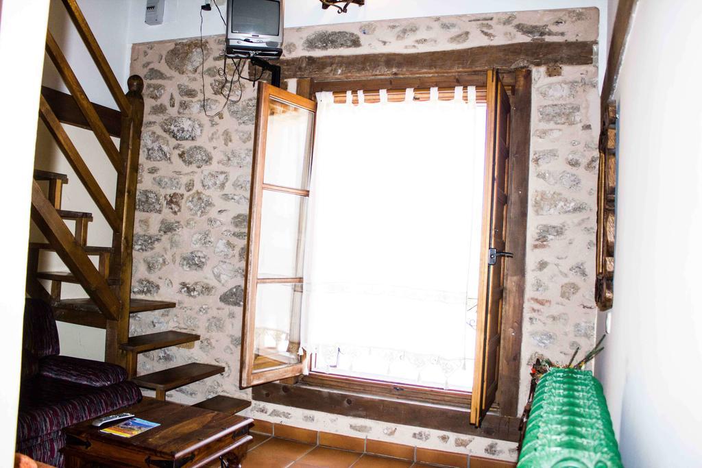 Hotel El Andarrio Buitrago del Lozoya Pokój zdjęcie
