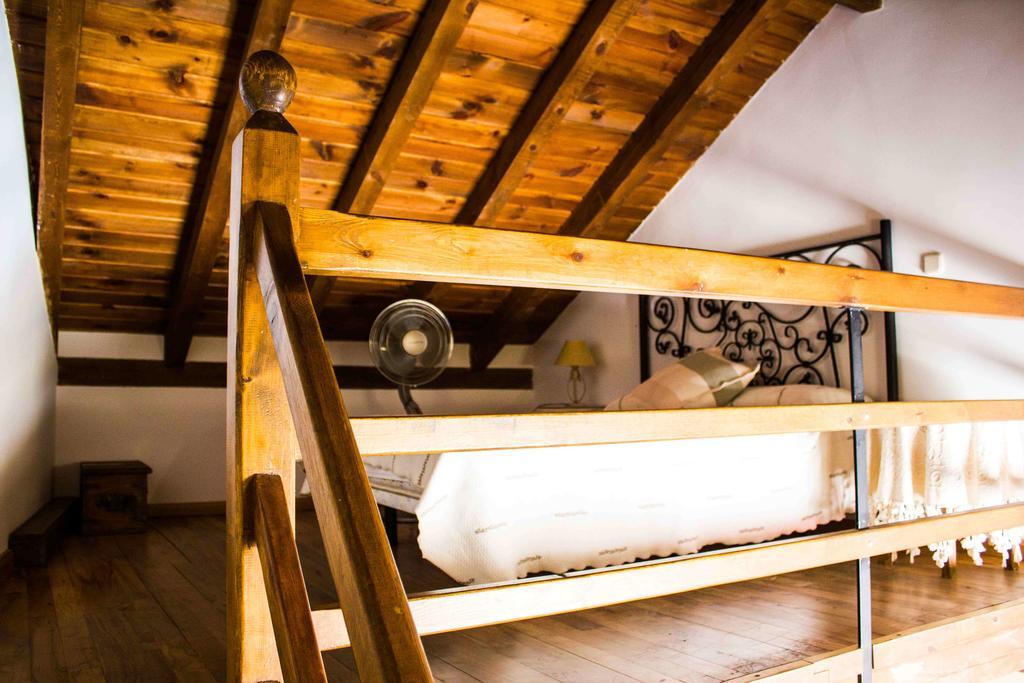 Hotel El Andarrio Buitrago del Lozoya Pokój zdjęcie