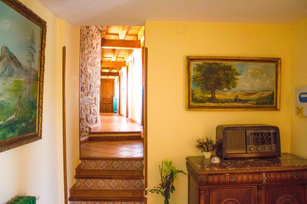 Hotel El Andarrio Buitrago del Lozoya Zewnętrze zdjęcie
