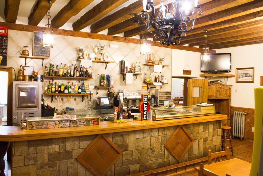 Hotel El Andarrio Buitrago del Lozoya Zewnętrze zdjęcie